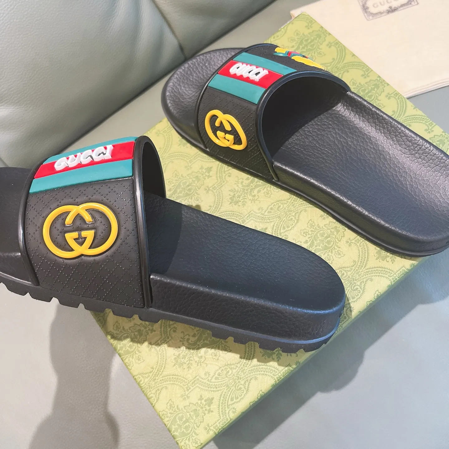 Men's Men's Shoes 130🐮🐮Gucci Gucci Slippers Gucci 2024 latest beach sandals slippers Original molding double G LOGO Original molding consistent Outsole: Men's Men's Shoes u double-layer outsole Size: 35-46